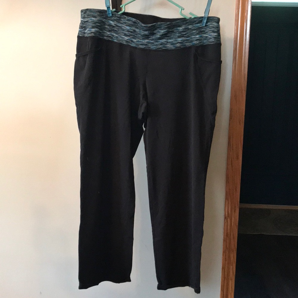 Lane Bryant boot cut yoga pants size 18/20